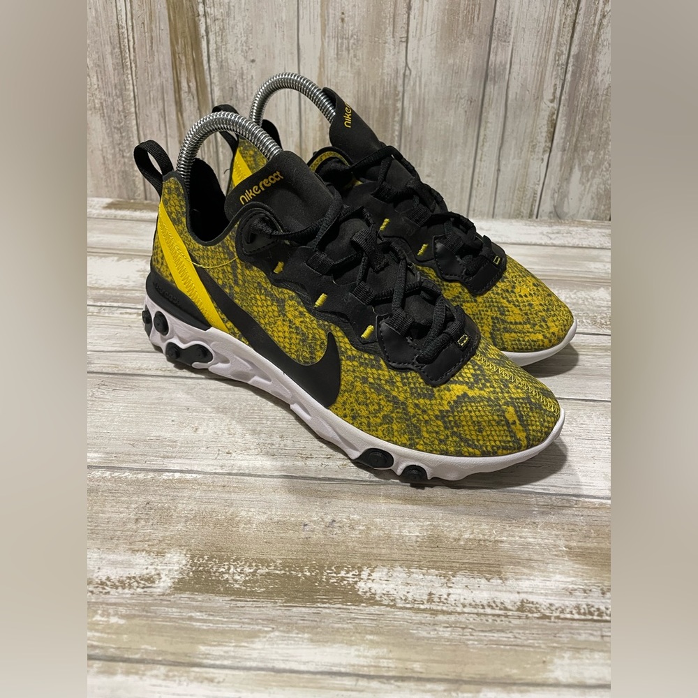 Nike React Element 55 Speed Yellow Snakeskin Women’s Size 7.5 Running Shoes Gym